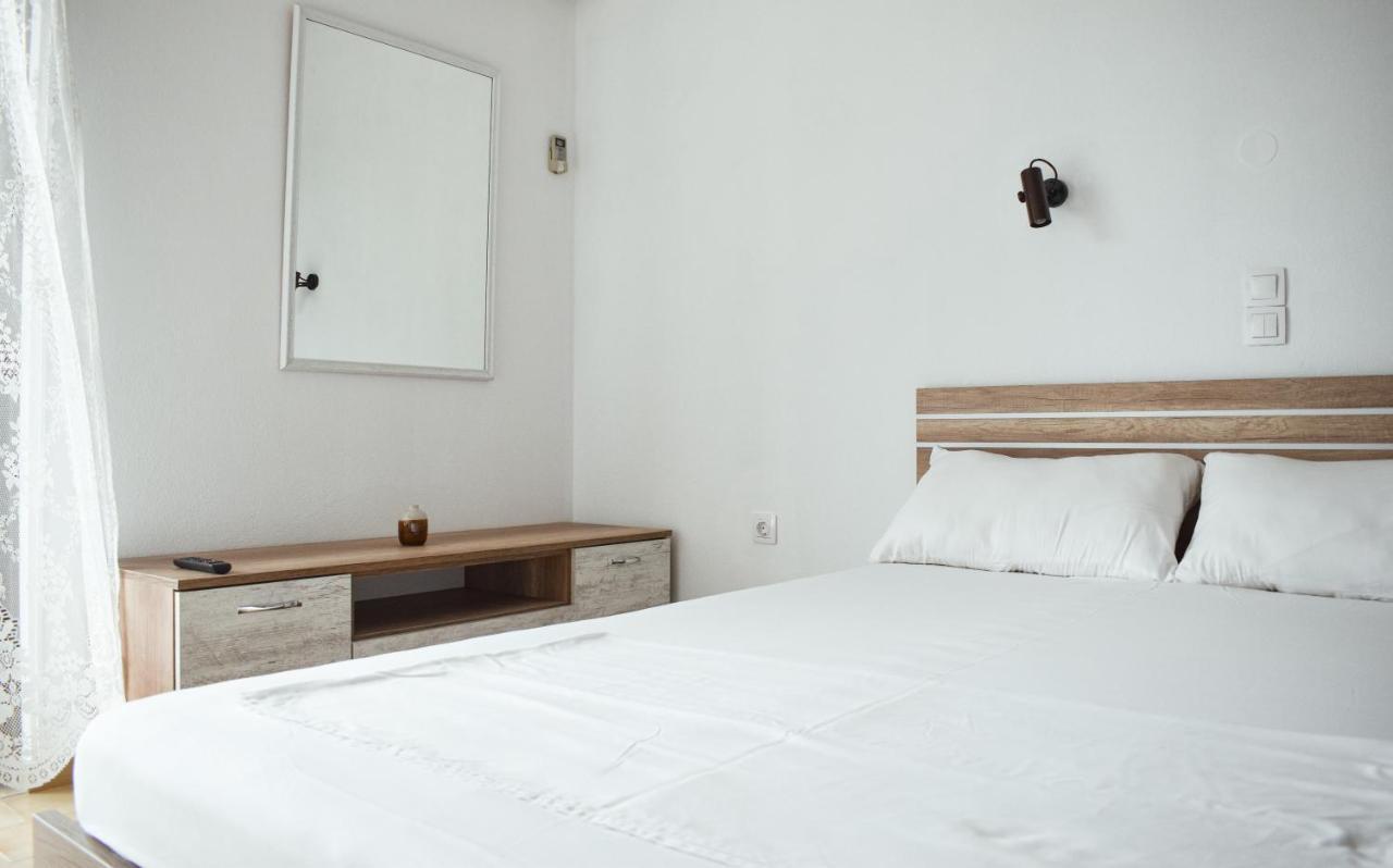 Ελαία Apartments Edipsos Exterior foto